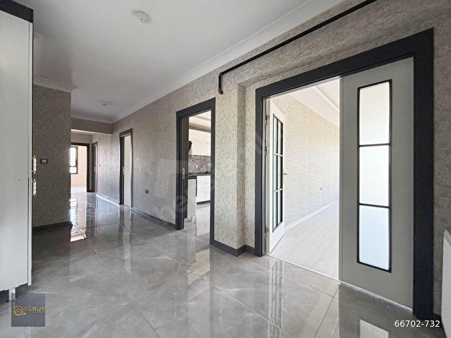 BARUT EMLAKTAN MASRAFSIZ 175 M2 GÜNEY C ÖNÜ AÇIK 4+1 DAİRE 9.KAT - Görsel 7
