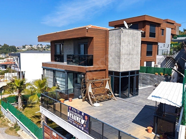 Kuşadasında Ful Eşyalı Deniz Manzaralı Özel Havuzlu Villa - Görsel 8