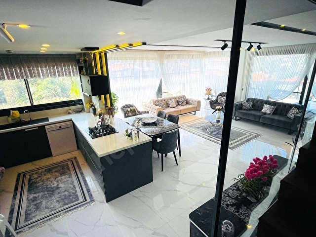 Kuşadasında Ful Eşyalı Deniz Manzaralı Özel Havuzlu Villa - Görsel 29