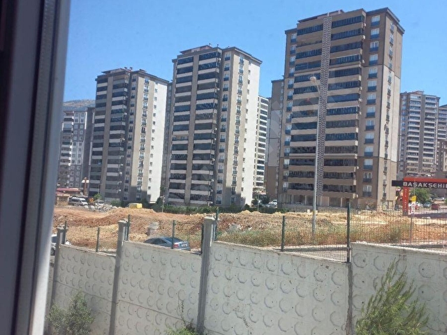 TEKEREK BOĞAZİÇİ SEMTİ ARAKAT 3+1  BOŞ SATILIK DAİRE - Görsel 7
