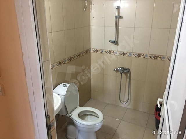 SAHİBİNDEN 3+1 MERKEZİ MUHİTTE TEMİZ DAİRE 038897668 hepsiemlak