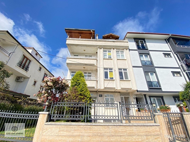 Efirli Mahallesinde Denize Komşu Geniş 2 Adet Kiralık Daireler!