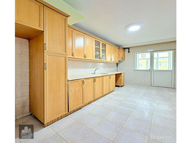 BARIŞ MAHALLESİNDE 2004 YAPIMI MASRAFSIZ 3+1 BOŞ SATILIK DAİRE