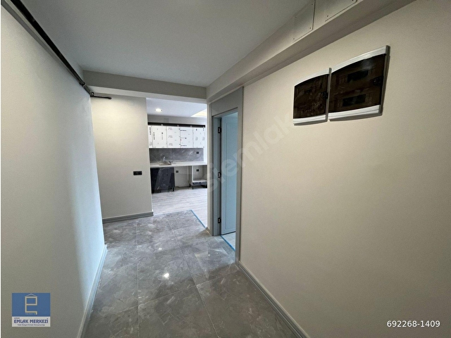 ## NİĞDE EMLAK MERKEZİNDEN BOR CD.CEPHE KOMBİLİ 2+1 SIFIR DAİRE# - Görsel 12
