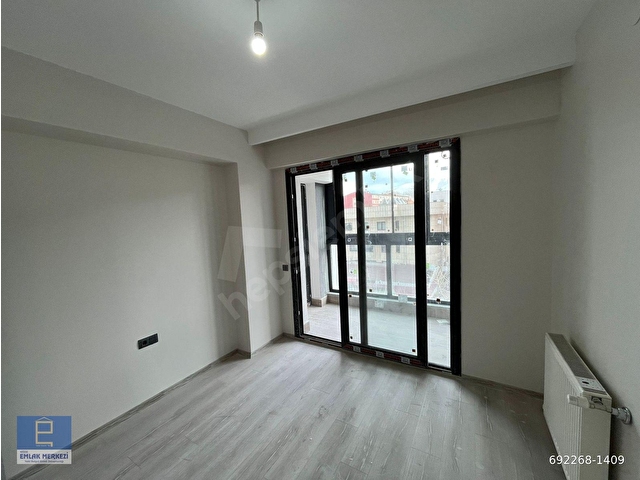 ## NİĞDE EMLAK MERKEZİNDEN BOR CD.CEPHE KOMBİLİ 2+1 SIFIR DAİRE# - Görsel 6