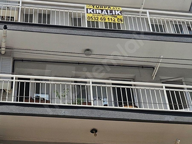 Karşıyaka Nergizde Kiralık 3+1 Doğalgazlı Daire - Görsel 2
