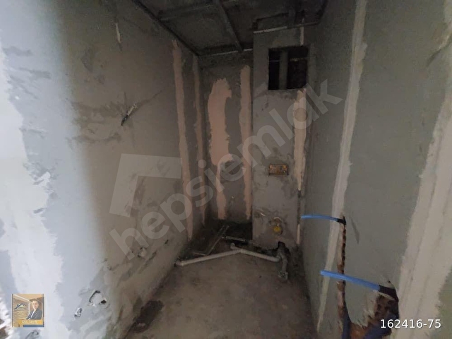 METROBÜSE YAKIN 2 AY SONRA TESLİM AMERİKAN MUTFAKLI - Görsel 9