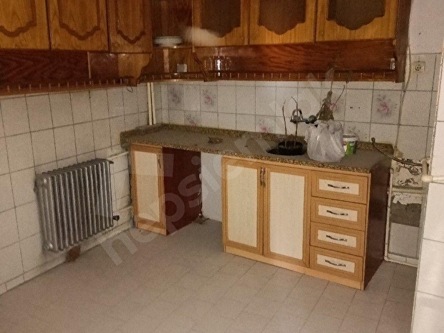 Çarşı merkezde kiralık 3+1 arakat asansörlü - Görsel 3