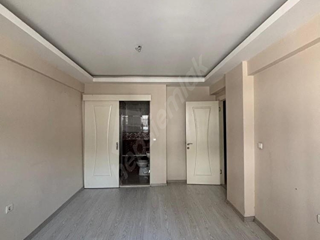 İzban Yakını Ebeveyn Banyolu 3+1 Kiralık Daire - Görsel 17