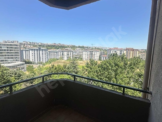 KAÇMAZ EMLAK YENİŞEHİR MERKEZDE ÖNÜ AÇIK 3+1 GENİŞ DAİRE .. - Görsel 8