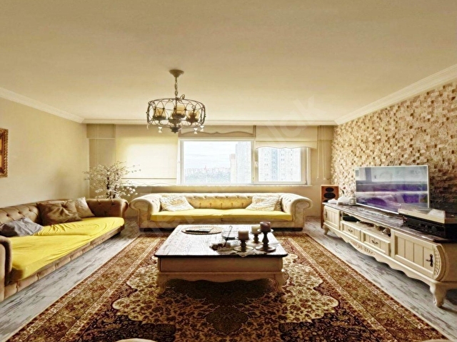 METROBÜSÜN DİBİNDE AİLE APARTMANINDA SATILIK EFSANE 3+1 ARAKAT FIRSAT DAİRE - Görsel 4