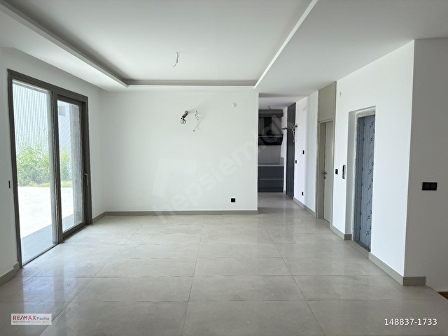 KUŞADASINDA SATILIK 5+2 FULL DENIZ MANZARALI VILLA - Görsel 21
