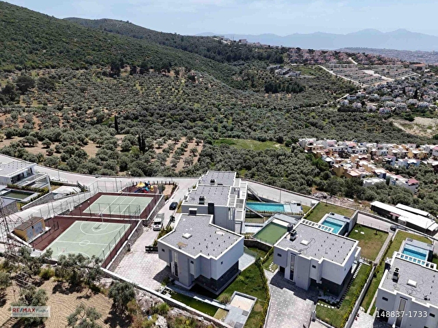 KUŞADASINDA SATILIK 5+2 FULL DENIZ MANZARALI VILLA - Görsel 11