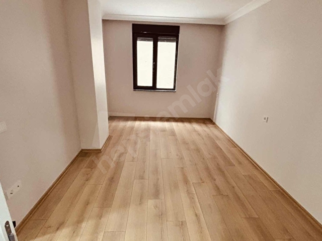 ORJİN EMLAKTAN KİRALIK EBEVEYN BANYOLU SIFIR LÜKS ARAKAT DAİRE - Görsel 28