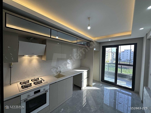 UYGANDAN MURATBEY MAH.135m² 3+1 SIFIR ULTRA LÜX KORULUK KARŞISI - Görsel 4