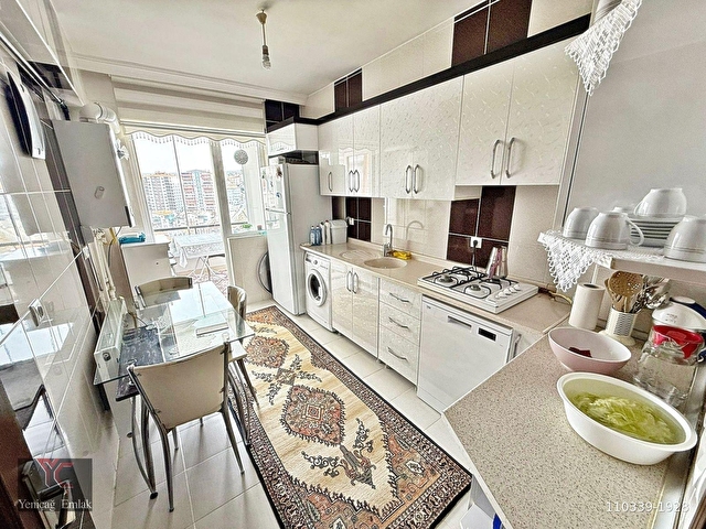 FAHRİKORUTÜRK MAH. CAD YAKINI ÇİFT BALKONLU GENİŞ 2+1 DAİRE - Görsel 4