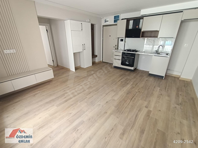EMEK ÖZDEMİRDEN CADDE ÜZERİ 1+1 SIFIR BİNA TERASLI KAPALI OTOPARKLI - Görsel 8