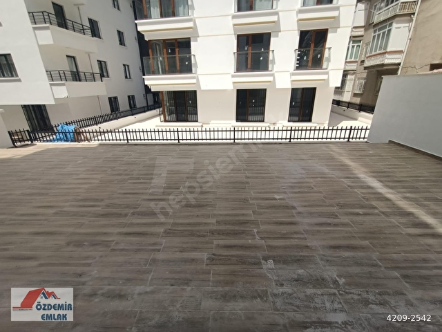 EMEK ÖZDEMİRDEN CADDE ÜZERİ 1+1 SIFIR BİNA TERASLI KAPALI OTOPARKLI - Görsel 10