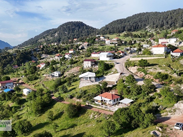 ANTALYA SÖĞÜT CUMASI YAYLASINDA MÜSTAKİL EV (YAPI KAYIT BELGELİ) - Görsel 10