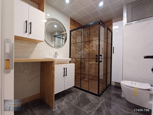 GÜZELYALIDA SAĞLIKOAĞI SOKAĞINDA LÜKS ARA KAT SATILIK DAİRE - Görsel 23