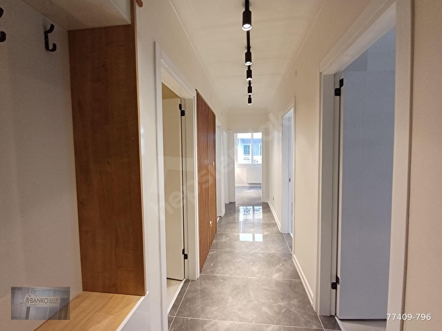 GÜZELYALIDA SAĞLIKOAĞI SOKAĞINDA LÜKS ARA KAT SATILIK DAİRE - Görsel 21