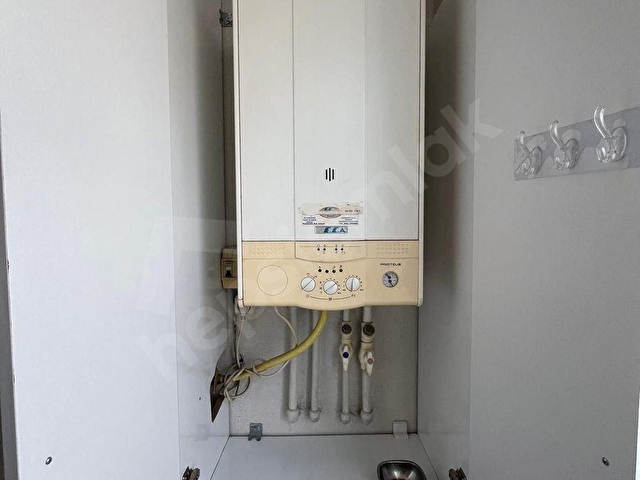 GRV EMLAKTAN 75. YIL MAHALLESİNDE SATILIK 2.KAT 95 M2 2+1 DAİRE - Görsel 23