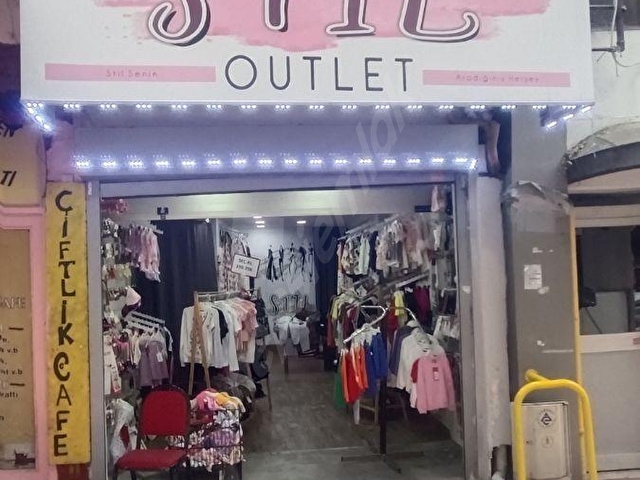 ÇİFTLİK CADDESİNDE KİRALIK MAĞAZA.