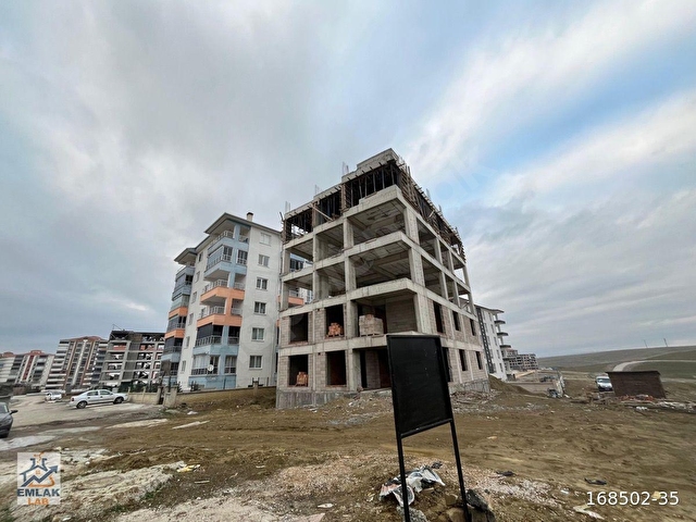 EMLAK LAB’tan ŞENTEPE SOLDA TAKASLI VADE SEÇENEKLİ