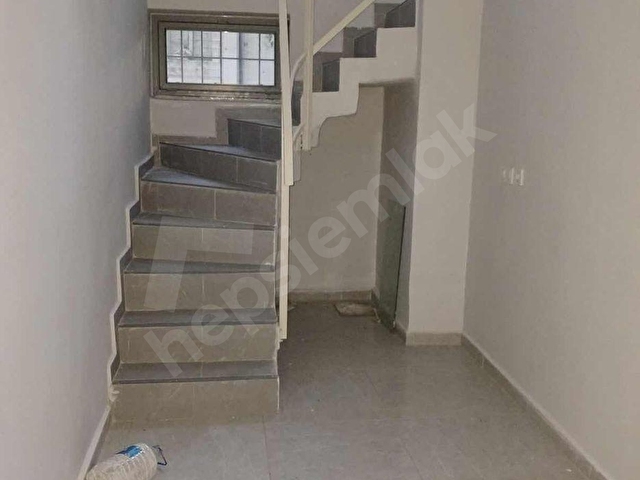 İKİ KATLI MÜSTAKIL GIRIŞLI BAHÇELI KIRALIK/OFIS/DÜKKAN/DAIRE - Görsel 17
