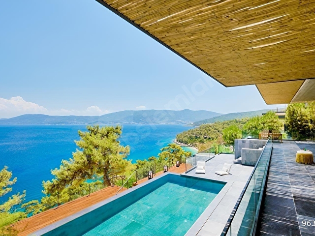 Kempinski Residences Nef Reserve Gölköyde Satılık 4+1 Villa/LUX