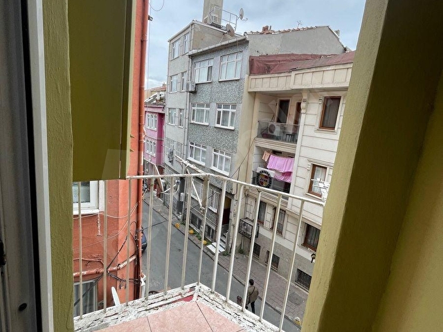 Ayvansaray Yenilenmiş 2+1 Daire - Görsel 12