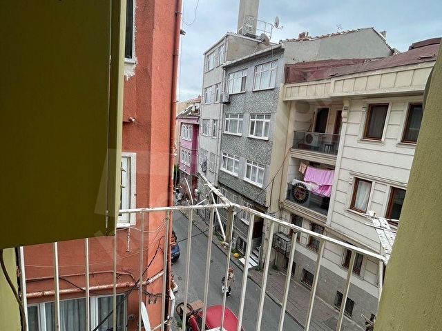 Ayvansaray Yenilenmiş 2+1 Daire - Görsel 14