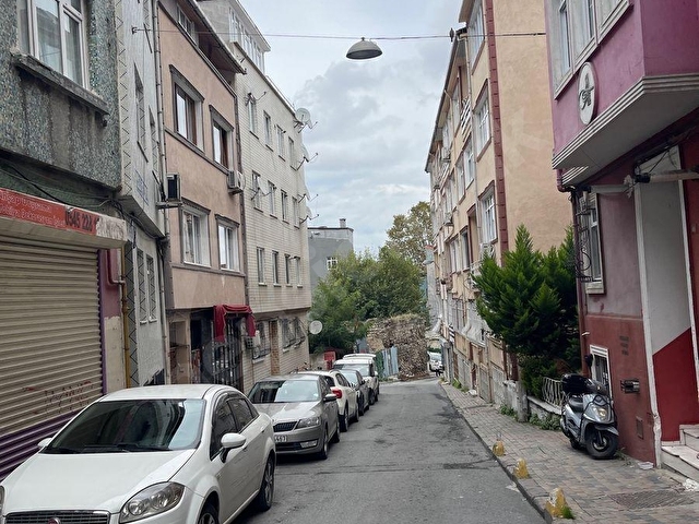 Ayvansaray Yenilenmiş 2+1 Daire - Görsel 24