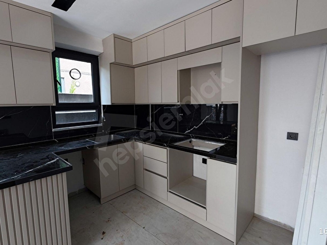SAKARYA KOCAALİDE HAVUZLU ÖN CEHPE 4+1 VİLLA - Görsel 27