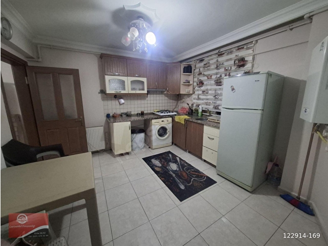 YALOVA BAHÇELİEVLERDE 10 YILLIK BİNADA EŞYALI KİRALIK GİRİŞ KAT 2+1 DAİRE - Görsel 8