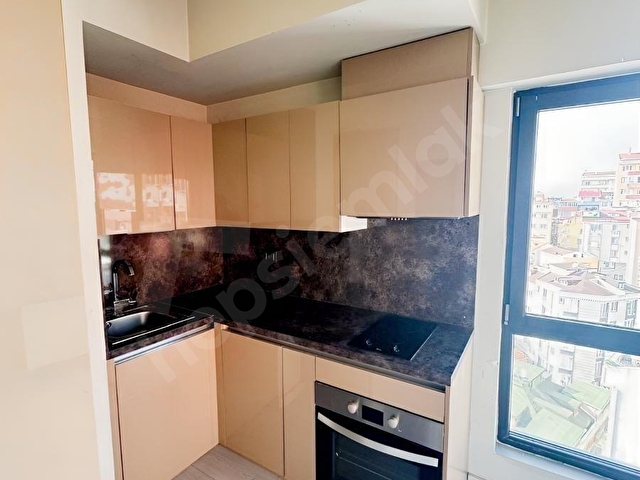 Nef 04 Kağıthanede Kiralık 1+1 Yüksek Kat Köşe Şık Daire - Görsel 10