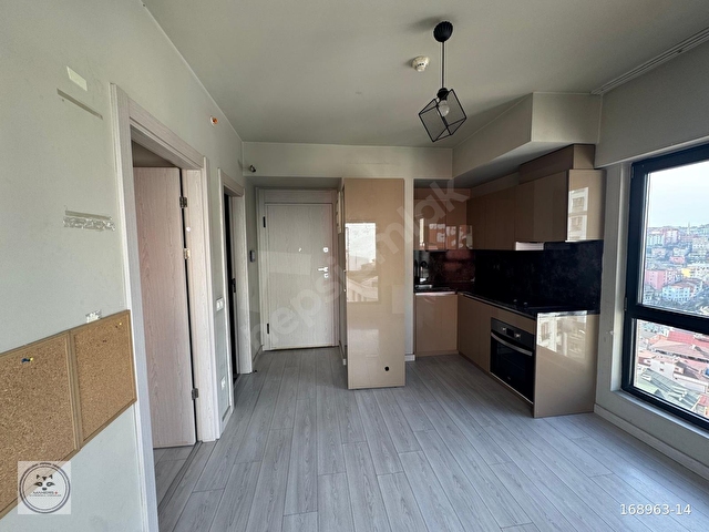 Nef 04 Kağıthanede Kiralık 1+1 Yüksek Kat Köşe Şık Daire - Görsel 8