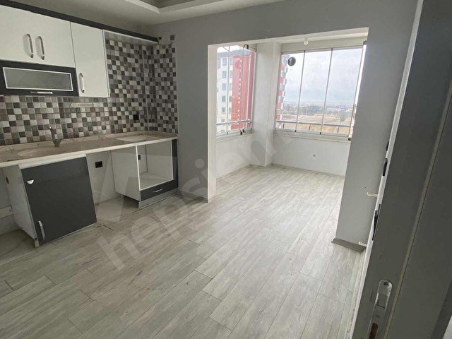 ÇARKIPAREDE 2+1 KAPALI MUTFAK OKULA STADYUMA YAKIN GENİŞ DAİRE
