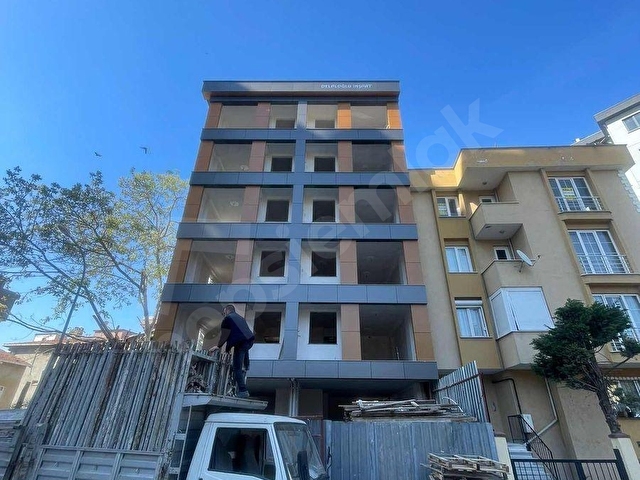 CEVİZLİ ÇANAKKALE CAD 1.PARSEL SATILIK CADDEYE YAKIN DÜKKAN
