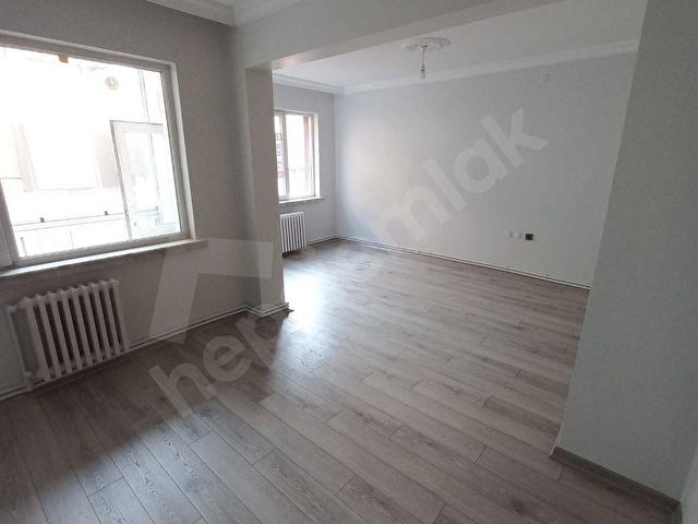 İSTİKLAL MAHALLESİNDE ŞAİR FUZULİ CADDESİ KÖŞE KİRALIK 3+1 DAİRE - Görsel 18