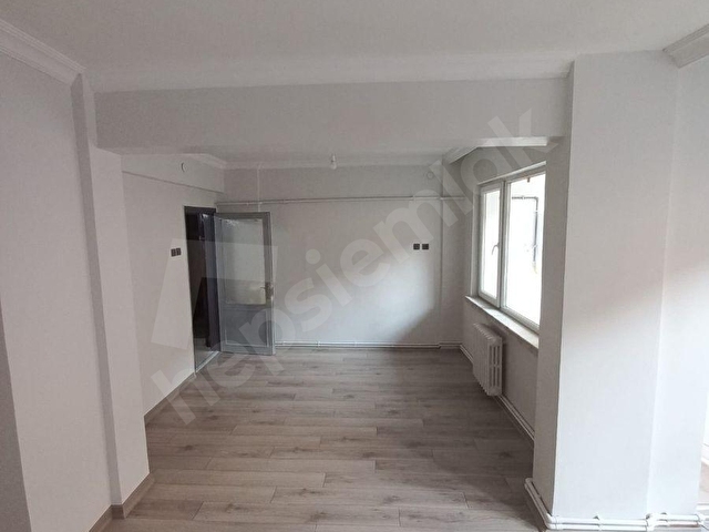 İSTİKLAL MAHALLESİNDE ŞAİR FUZULİ CADDESİ KÖŞE KİRALIK 3+1 DAİRE - Görsel 10