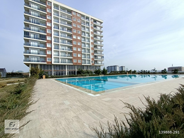 **Silivri Elmas Rezidans Sitesinde Satılık 3+1 Ferah Daire** - Görsel 2
