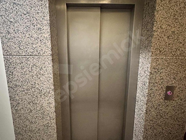 TURPA BALÇOVADAN EBEVEYN BANYOLU ASANSÖRLÜ SATILIK 3+1 DAİRE - Görsel 15