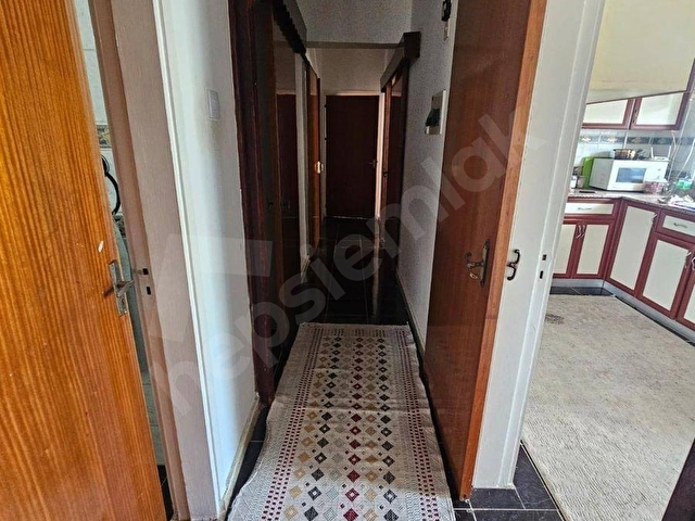 Gazimağusa Merkezde Eşyalı 3+1 Satılık Ev - Görsel 11