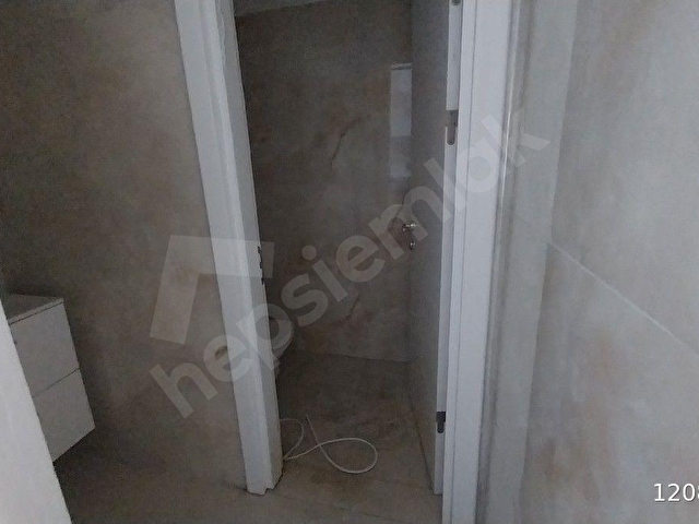 Cadde Üstünde Kiralık Dükkan, Mağaza - Görsel 12