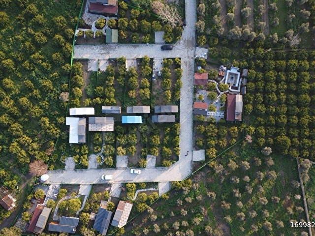 SIĞACIKTA KÖŞE PARSEL SİTE KONSEPTLİ LÜKS YAŞAM ALANI