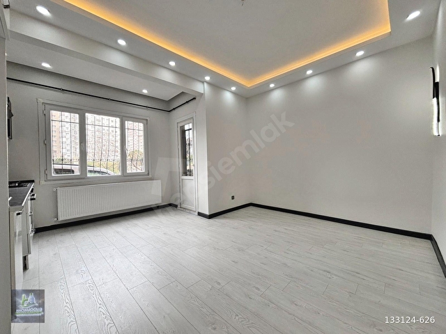 HACIALİOĞLUNDAN BOSTANCI SPORİUM YAKINI EBV BANYOLU ÖNCEPHE 2+1