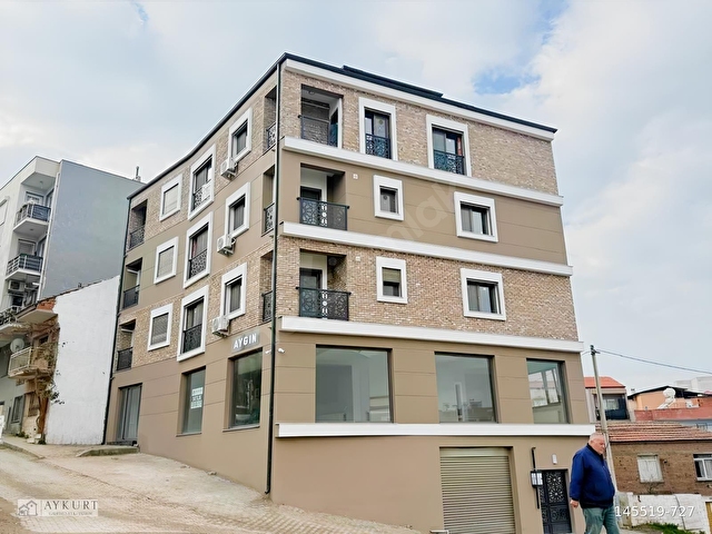 ÇARŞININ GÖBEĞİNDE A KALİTEDE TASARLANMIŞ ŞIK ÜST KAT 2+1 DAİRE