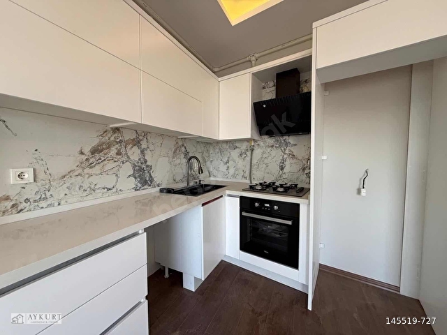 ÇARŞININ GÖBEĞİNDE A KALİTEDE TASARLANMIŞ ŞIK ÜST KAT 2+1 DAİRE - Görsel 12