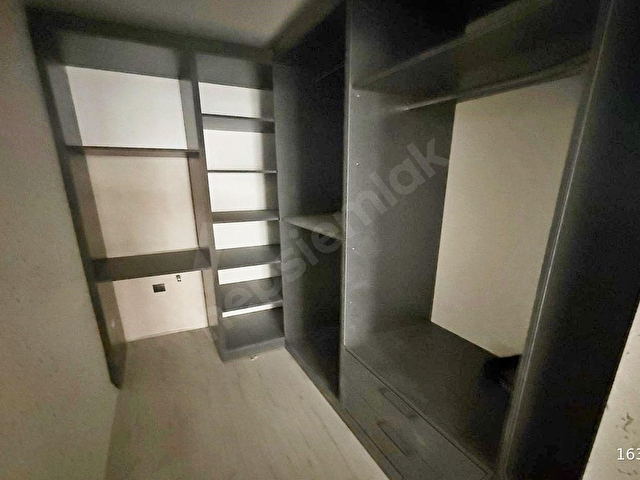 YASADAN KARAKAYADA 1.KAT 4+1 FULL YAPILI E.BANYOLU DAİRE !!! - Görsel 25